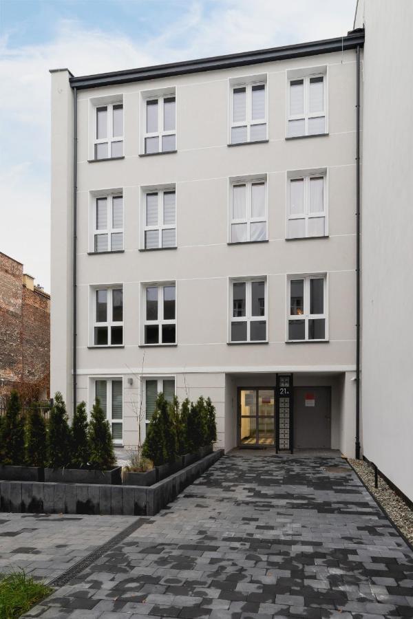 City Studio With Ac Czarnowiejska By Renters Cracóvia Exterior foto